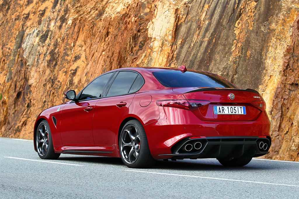 alfa-romeo-giulia-2016-autoaddikt-007