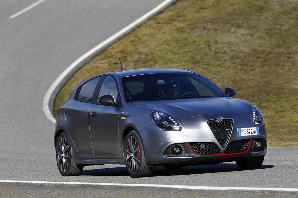 alfa-romeo-giulietta-2016-autoaddikt-2