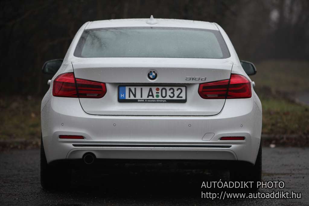 bmw-318d-limousine-sport-line-teszt-autoaddikt-003