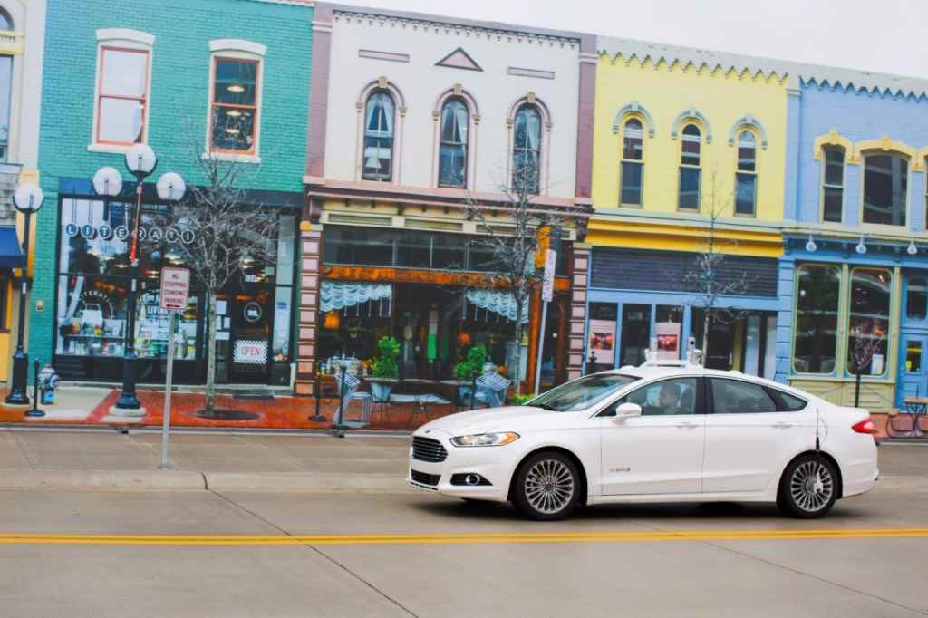 ford-fusion-onjaro-auto-ces-2016-autoaddikt