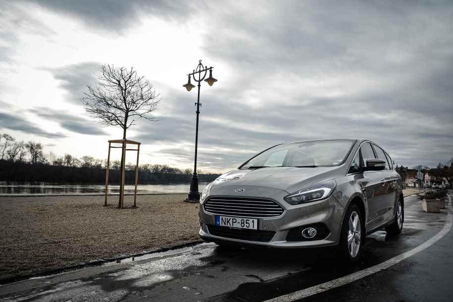 ford-s-max-2016-autoaddikt-1