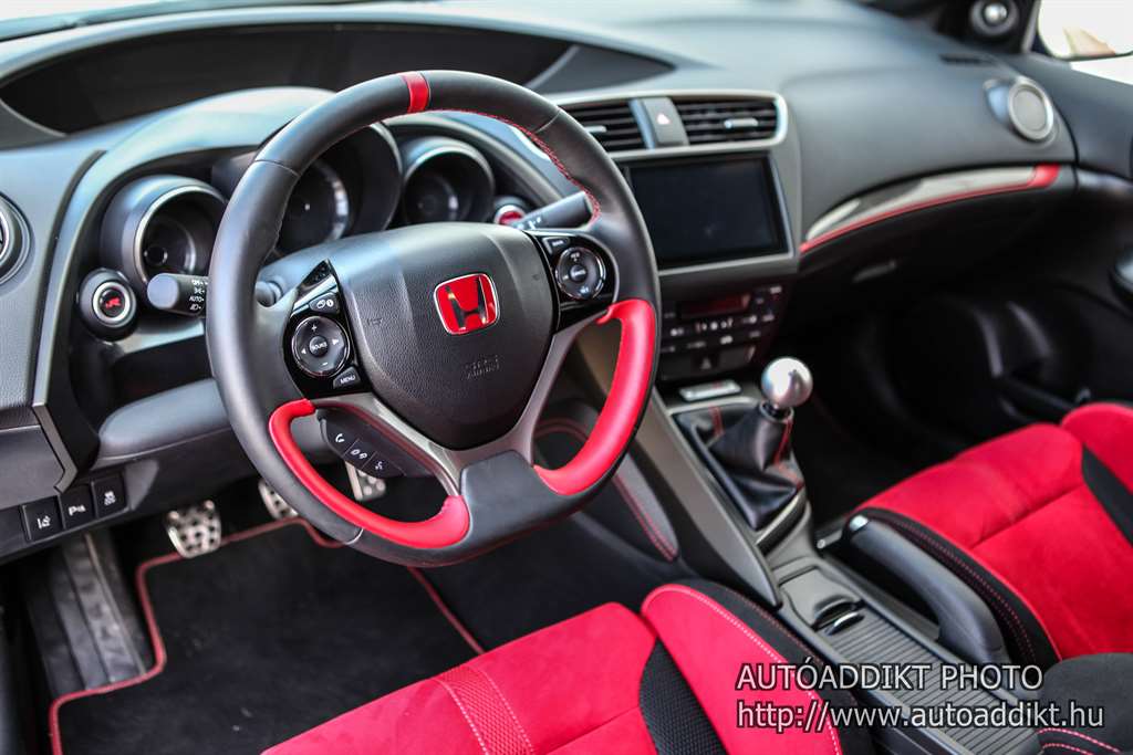 honda-civic-type-r-gt-turbo-teszt-2016-autoaddikt-015