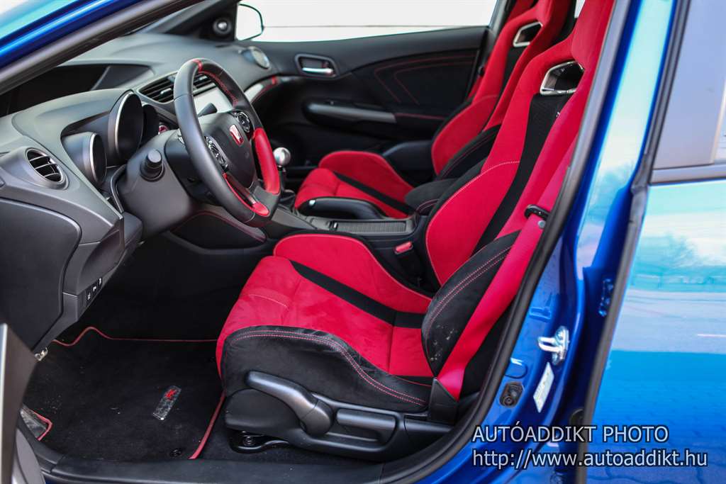 honda-civic-type-r-gt-turbo-teszt-2016-autoaddikt-017