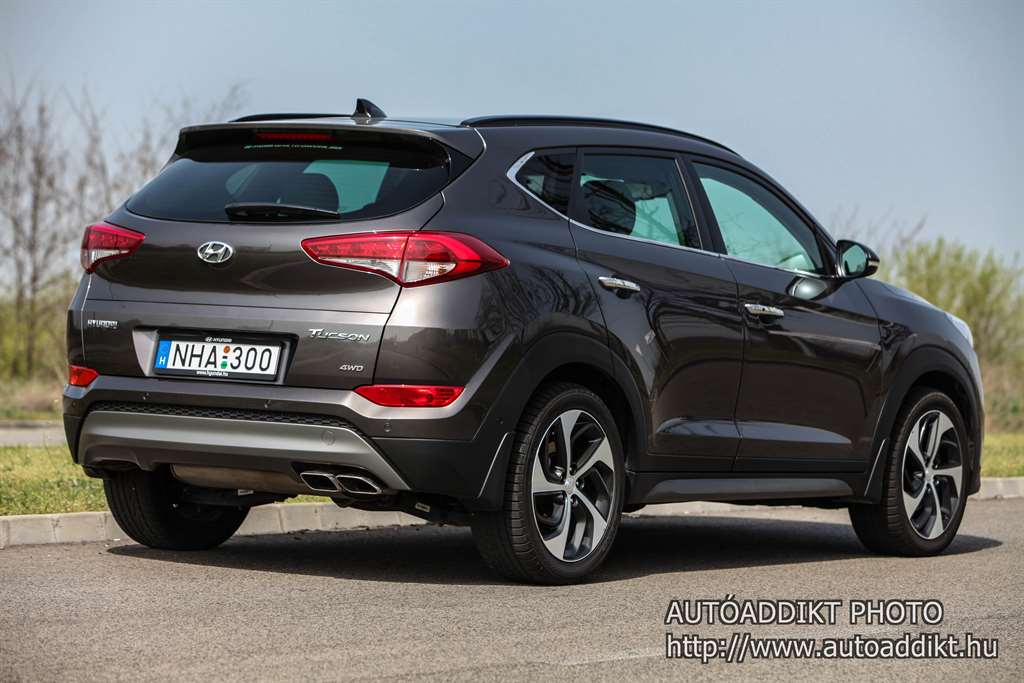 hyundai-tucson-2-0-crdi-teszt-autoaddikt-005