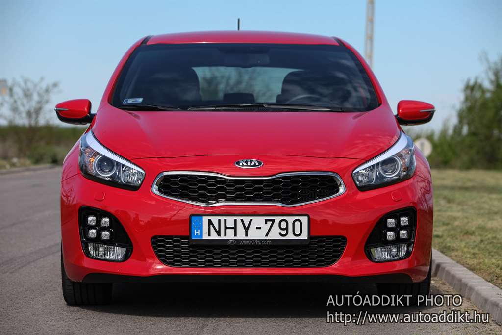 kia-ceed-1-0-tgdi-gt-line-teszt-autoaddikt-002