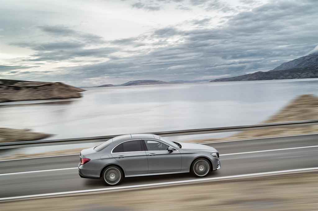 mercedes-benz-e-osztaly-2016-autoaddikt-004