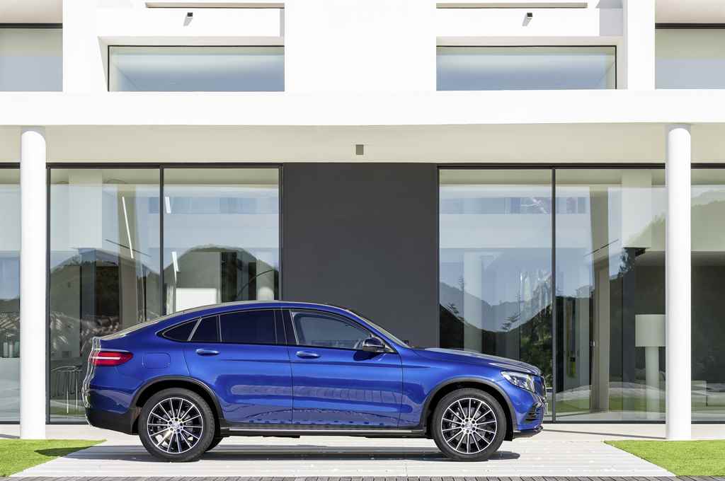 mercedes-benz-glc-coupe-2016-autoaddikt-2