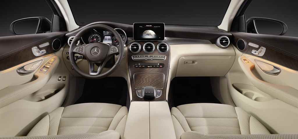 mercedes-benz-glc-coupe-2016-autoaddikt-3