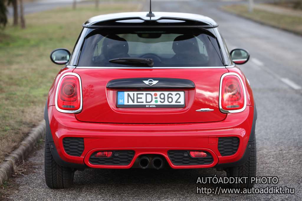 mini-john-cooper-works-teszt-autoaddikt-003