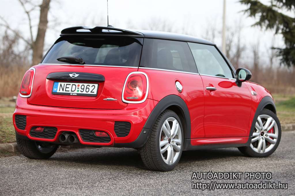 mini-john-cooper-works-teszt-autoaddikt-005