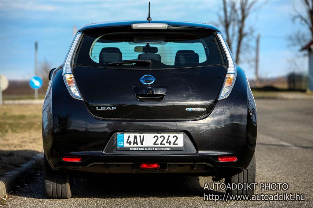 nissan-leaf-24kwh-teszt-autoaddikt-002