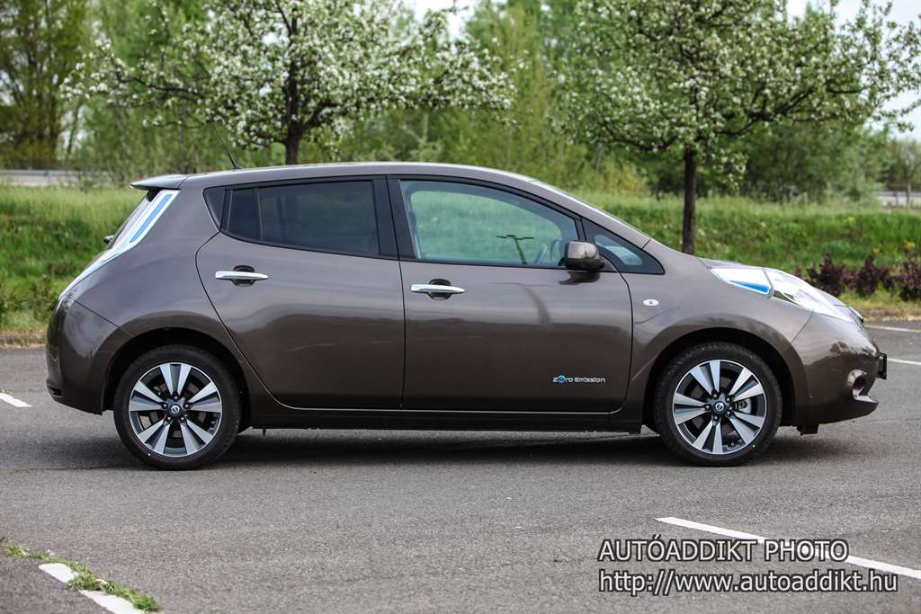 nissan-leaf-30-kwh-teszt-autoaddikt-004