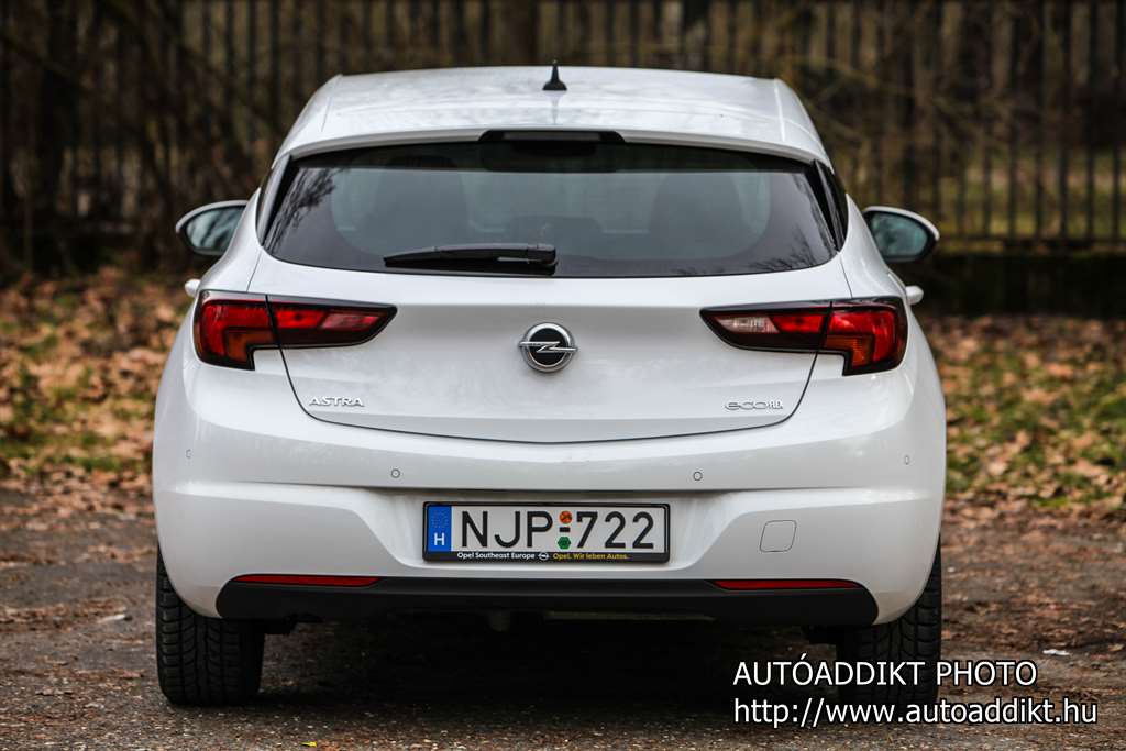 opel-astra-k-1-0-turbo-teszt-autoaddikt-003