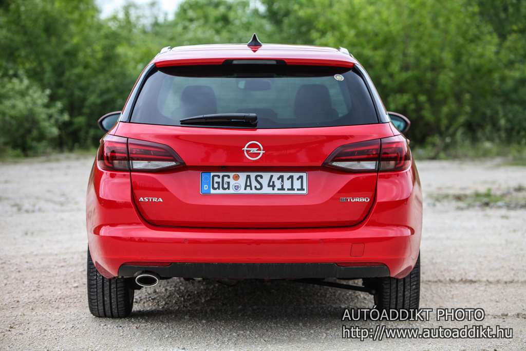 opel-astra-k-sports-tourer-menetproba-autoaddikt-007