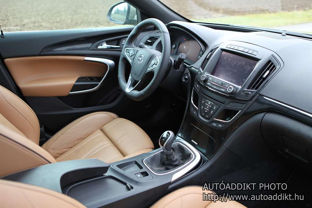 opel-insignia-sports-tourer-1-6-cdti-ecoflex-teszt-autoaddikt-017