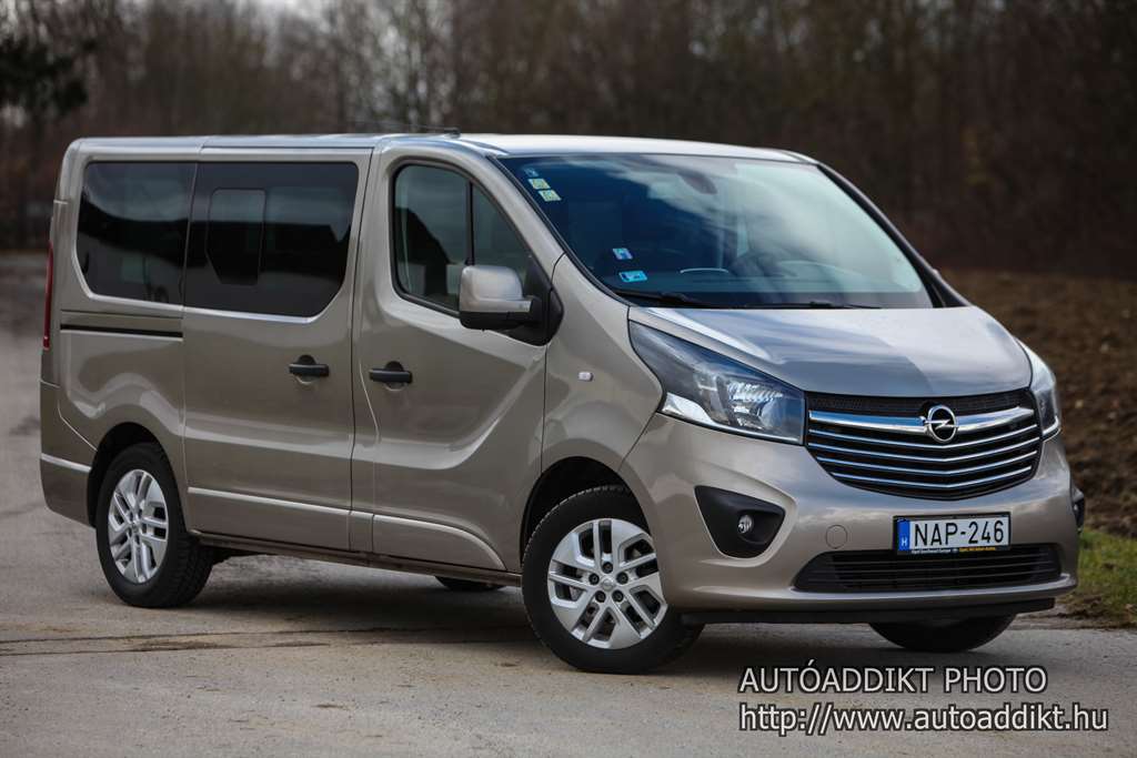 opel-vivaro-tour-1-6-twinturbo-cdti-teszt-autoaddikt-001