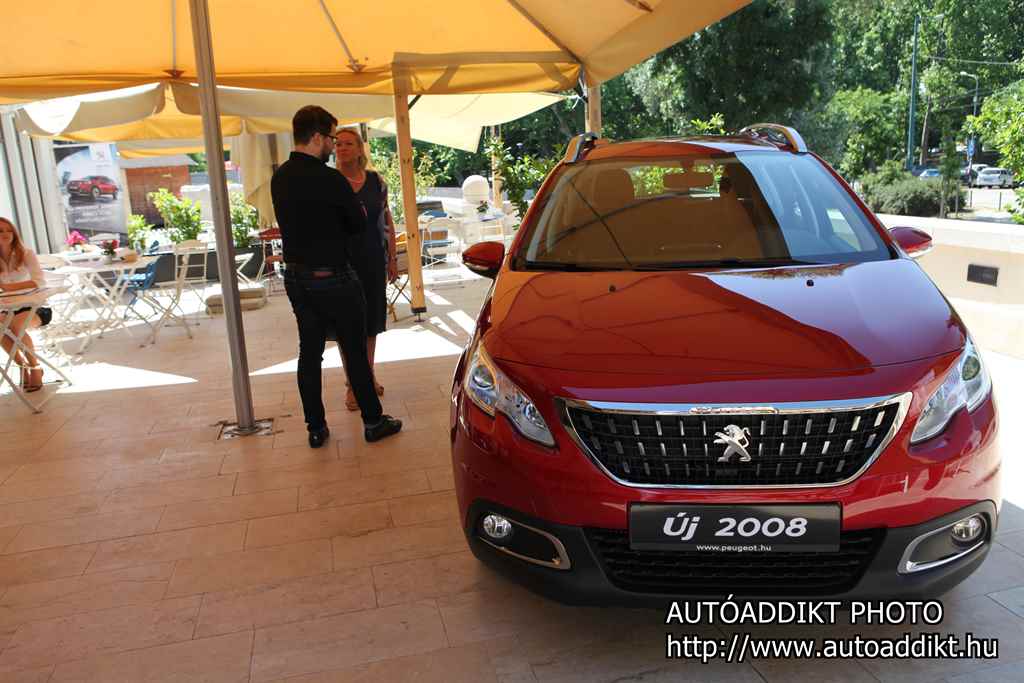 peugeot-2008-magyar-menetproba-autoaddikt-3