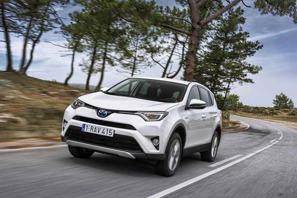 toyota-rav4-hybrid-2016-autoaddikt-001