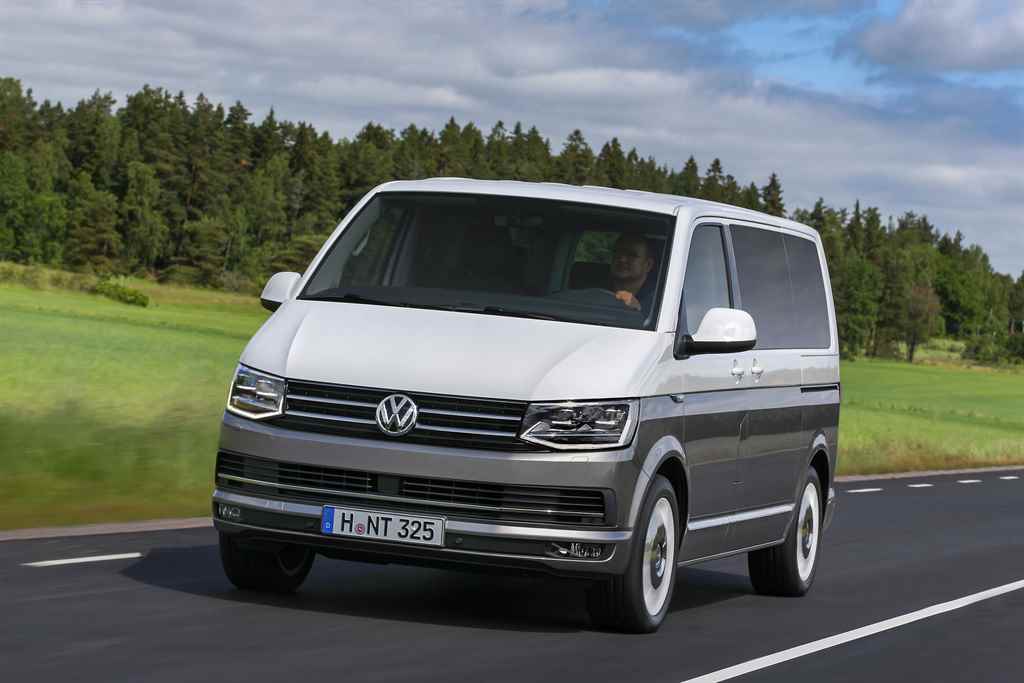 volkswagen-multivan-2016-elismeres-autoaddikt