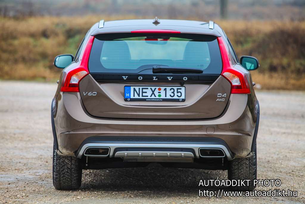 volvo-v60-cross-country-d4-awd-teszt-autoaddikt-003