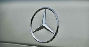 Amerikában kiderült, melyik luxusautó-márkák a legmegbízhatóbbak – a Lexus és a Mercedes között óriási a különbség