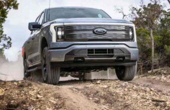 Átalakul a Ford tisztán elektromos pickupja, új korszak jön az F-150 Lightning életében