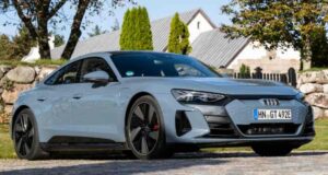 Tízezer dollárt is enged az Audi, csak maradjon a tulajdonosnál a használt e-tron