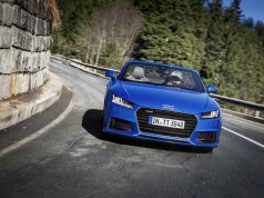 Bemutatjuk az új Audi TT Roadster-t