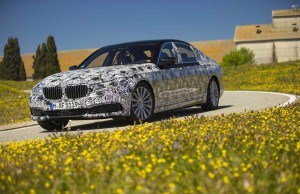 Az új BMW 7-es széria technológiai innovációi