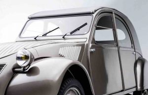 Retromobile 2018: idén ünnepli 70. születésnapját a Citroën “Kacsa” 2CV