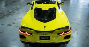 Generl Motors: 6,7 literes V8-ast kaphat a Corvette
