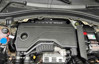 Az EU lazíthat a 2035 utáni motorstopon – a belső égésű motorok jövője