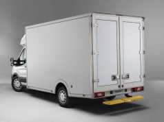 Új Ford Transit: könnyített szerkezetű fülkés alvázkivitel, alacsony platómagasság, 200 kilogrammal nagyobb teherbírás