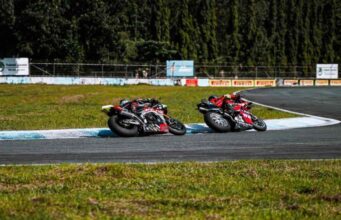 Formulaverseny és online kaszinó: miért szeretik egymást a motorsport rajongók és a szerencsejáték világa?