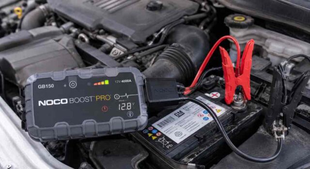 Melyik a legjobb jump starter 2026-ban? – Teljes útmutató benzines és dízel autókhoz