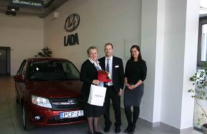 Lada Granta lett az idei ezredik eladott autó a Duna Autó Zrt-nél