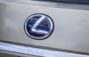 Egy minden korábbinál szélesebb körű felmérés szerint Lexus-kereskedőnek a legjobb lenni