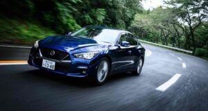 Még idén bemutatkozik az új Nissan Skyline – minden eddiginél gyorsabban készült el a japán legenda