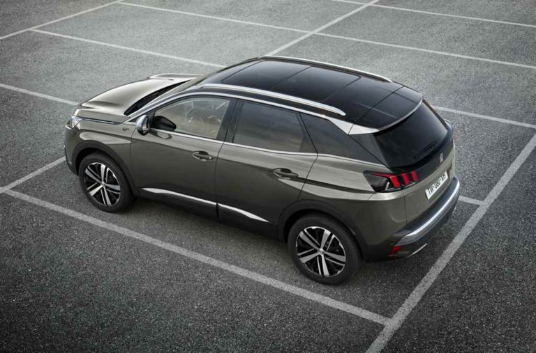 Az új Peugeot 3008 kapta a 2017-es Év Autója elismerést