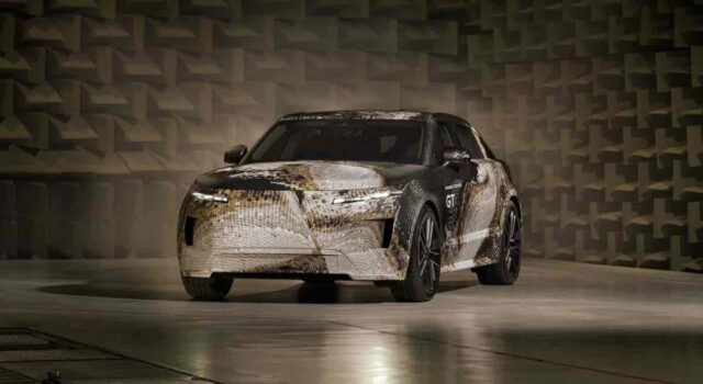 A Range Rover történelmet ír: érkezik az első elektromos modell, amely nem SUV lesz