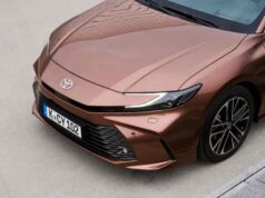 Magyarországon is elérhető a legújabb, 2025-ös modellévű Toyota Camry