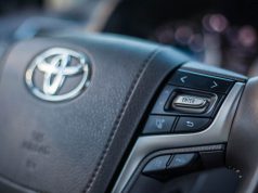 Toyota-Uber együttműködés: újabb egymilliárd dollárnyi befektetés