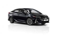 Íme, az új Toyota Prius Plug-in Hybrid, öt üléssel, csúcstechnológiával