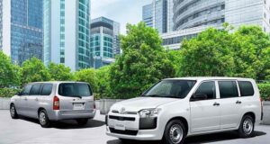 Továbbra is gyártásban marad a Toyota olcsó és praktikus kombija, a Probox
