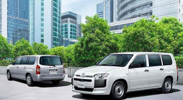 Továbbra is gyártásban marad a Toyota olcsó és praktikus kombija, a Probox